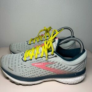 Brooks Ghost 13 Women's Size 7.5 B (Medium) Running Shoes Ice Flow Pink Pond